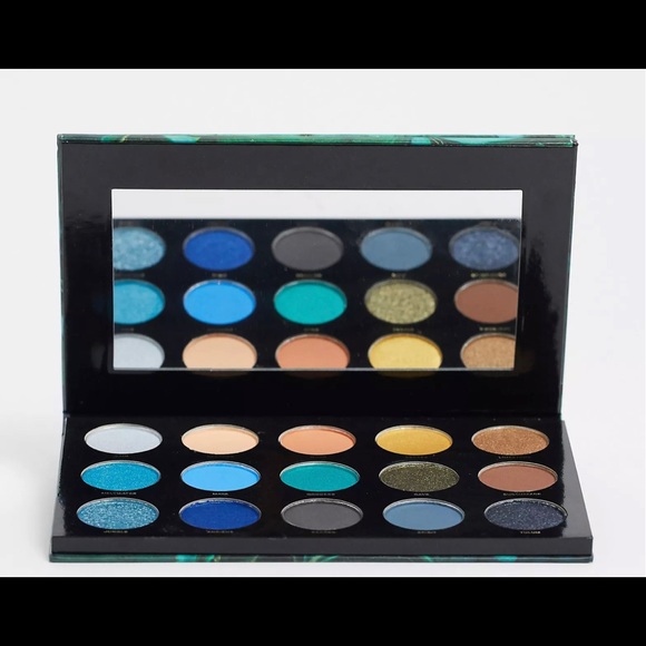 HipDot eyeshadow pallet - Picture 1 of 6